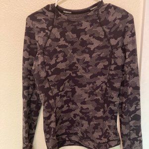LuLulemon Camo Top